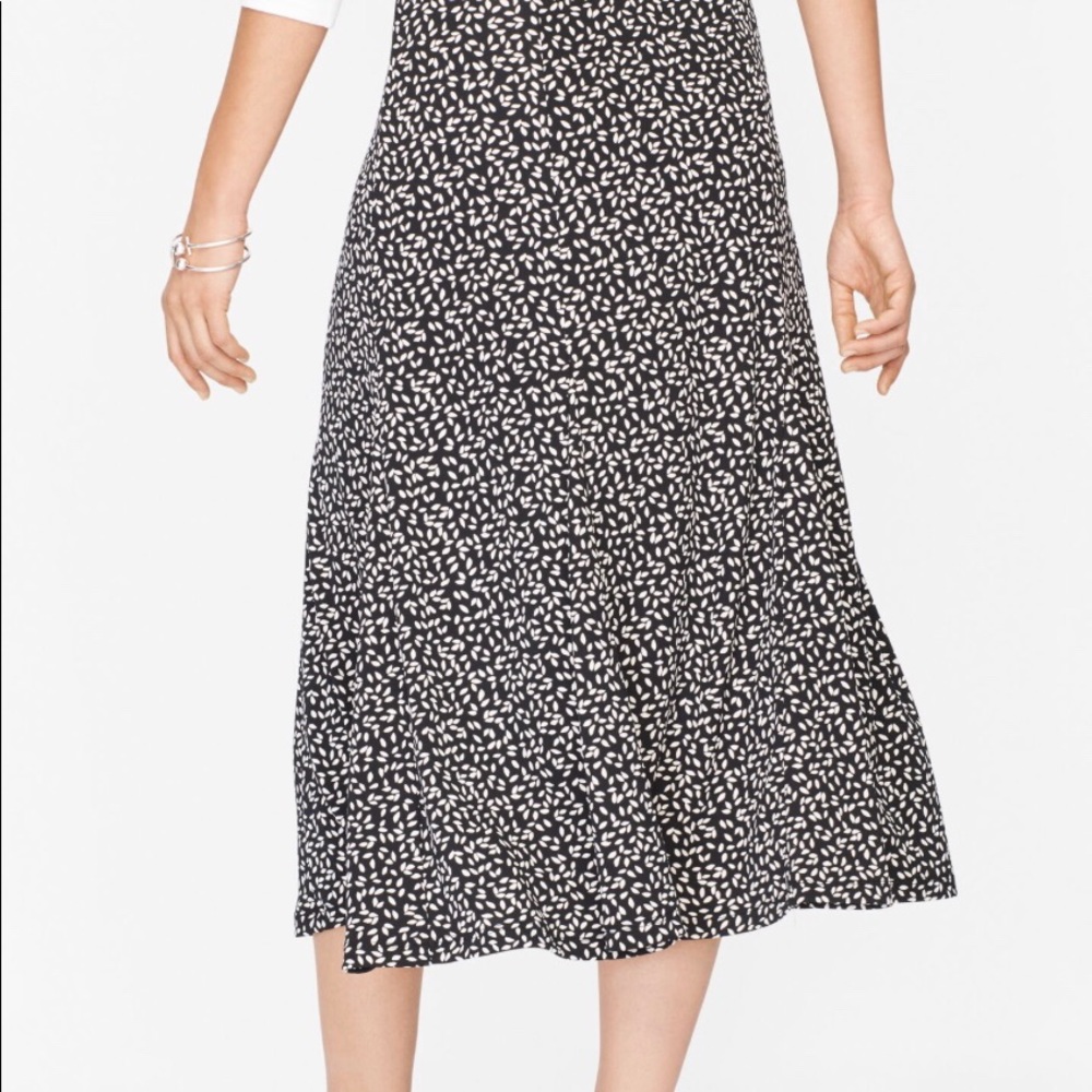 Talbots Black & White Leaf Print Midi Skirt - Size XS - Picture 2 of 9